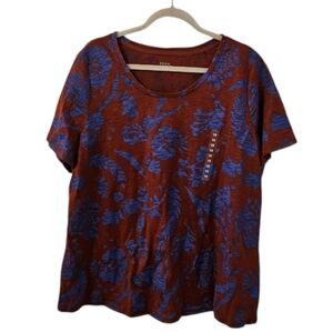 Red and Blue Penningtons Women's Printed Curvy-Fit Crewneck T-Shirt